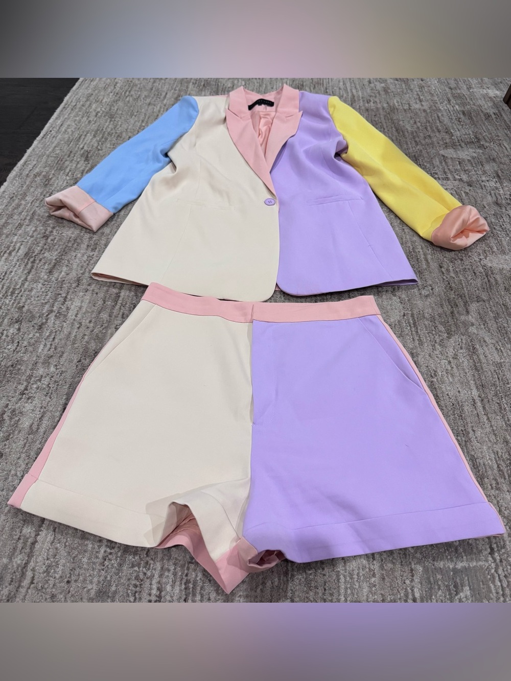 Endless Rose Colorblock blazer and short set sz Large